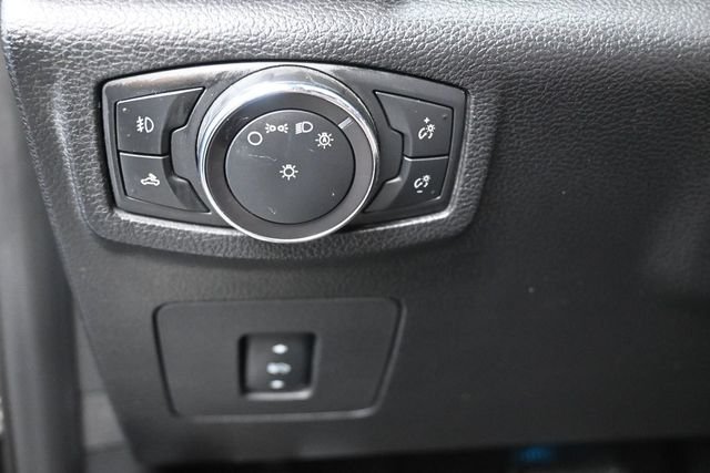 Used 2015 Black Ford Platinum image 20