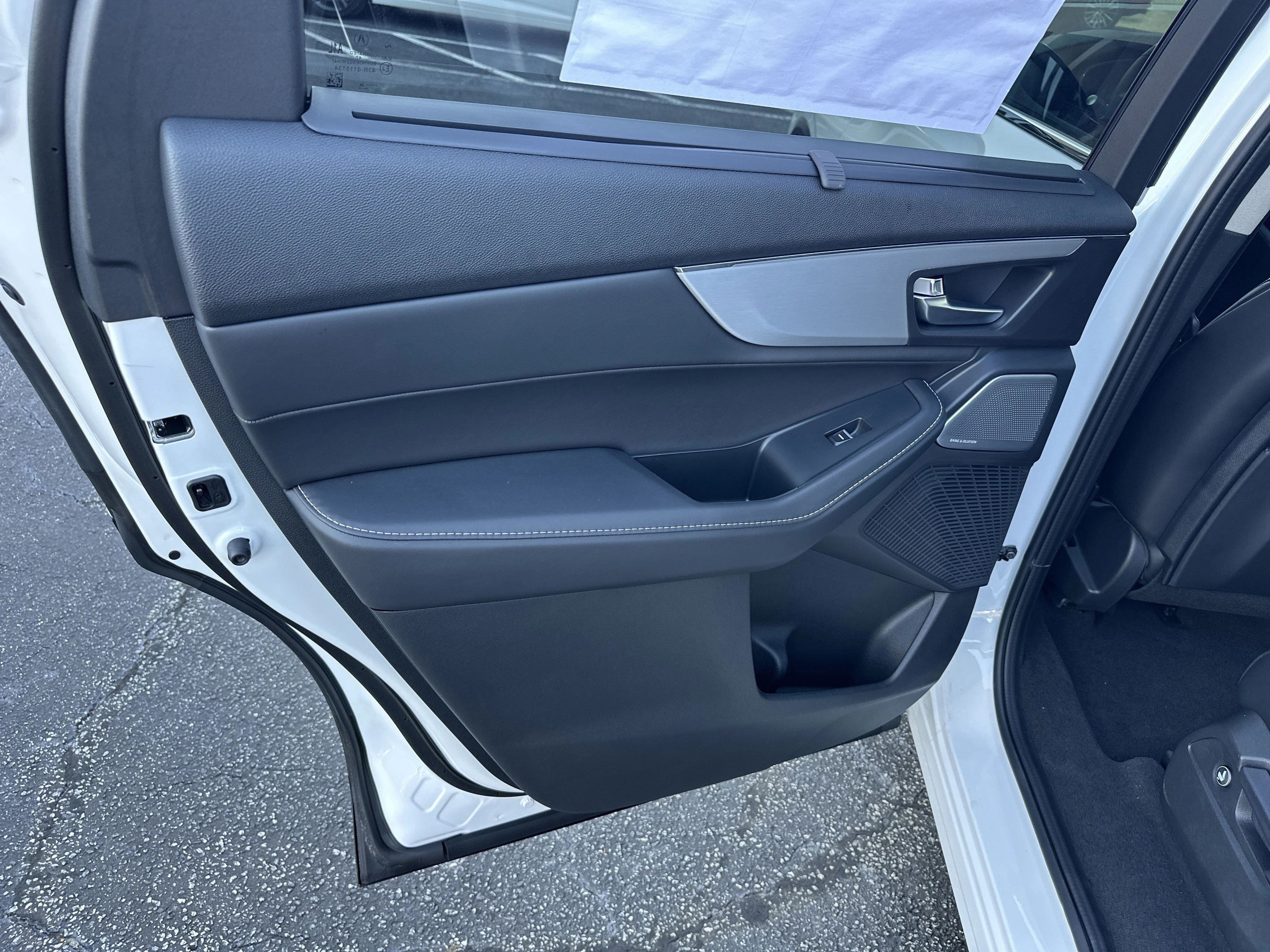 New 2026 Platinum White Pearl Acura w/Technology Package image 14