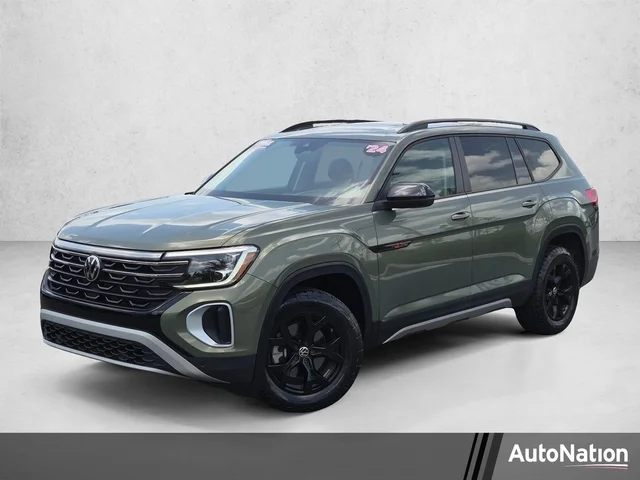 2024 Volkswagen Atlas 2.0T Peak Edition SEL