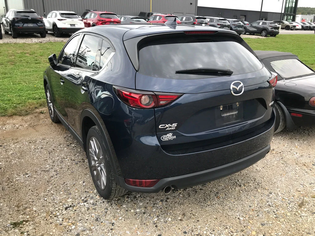 Used 2019 Deep Crystal Blue Mica Mazda Grand Touring image 3
