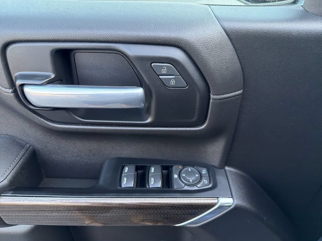 Used 2019 NORTHSKY BLUE METALLIC Chevrolet LT Trail Boss image 19