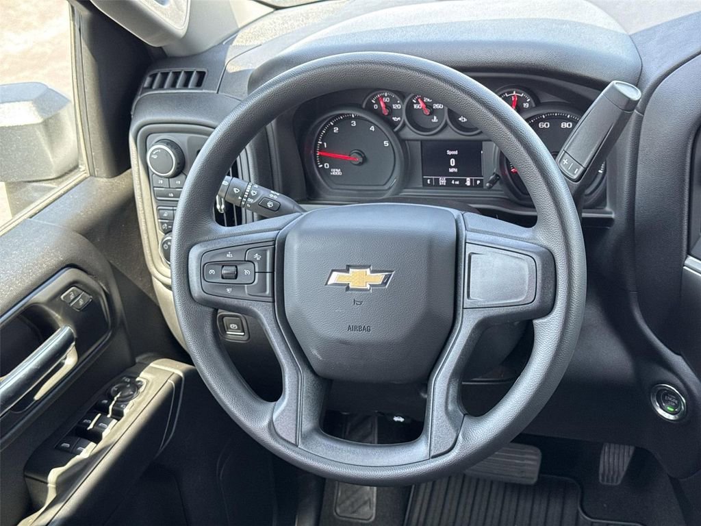2026 Chevrolet Silverado 2500 HD Custom - Photo 10