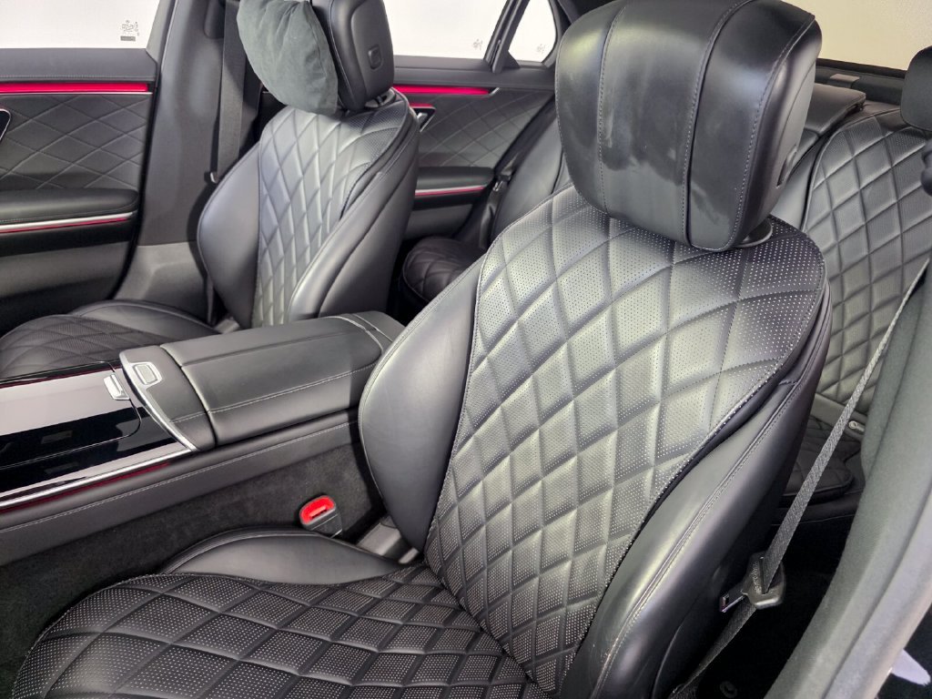 Certified Used 2022 Black Mercedes-Benz S 580 image 11