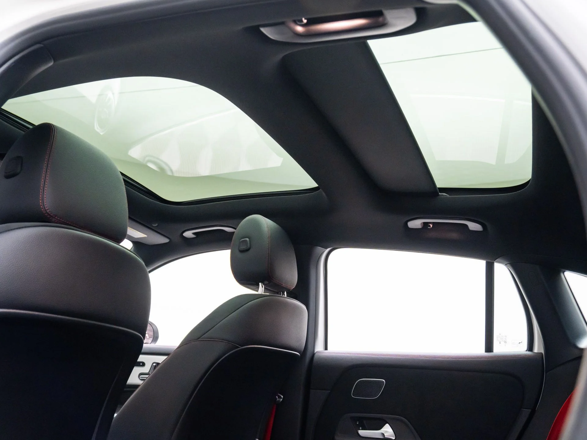 New 2026 White Mercedes-Benz GLA 35 AMG® image 19