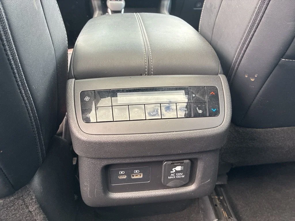 Certified Used 2024 White Nissan Platinum image 29