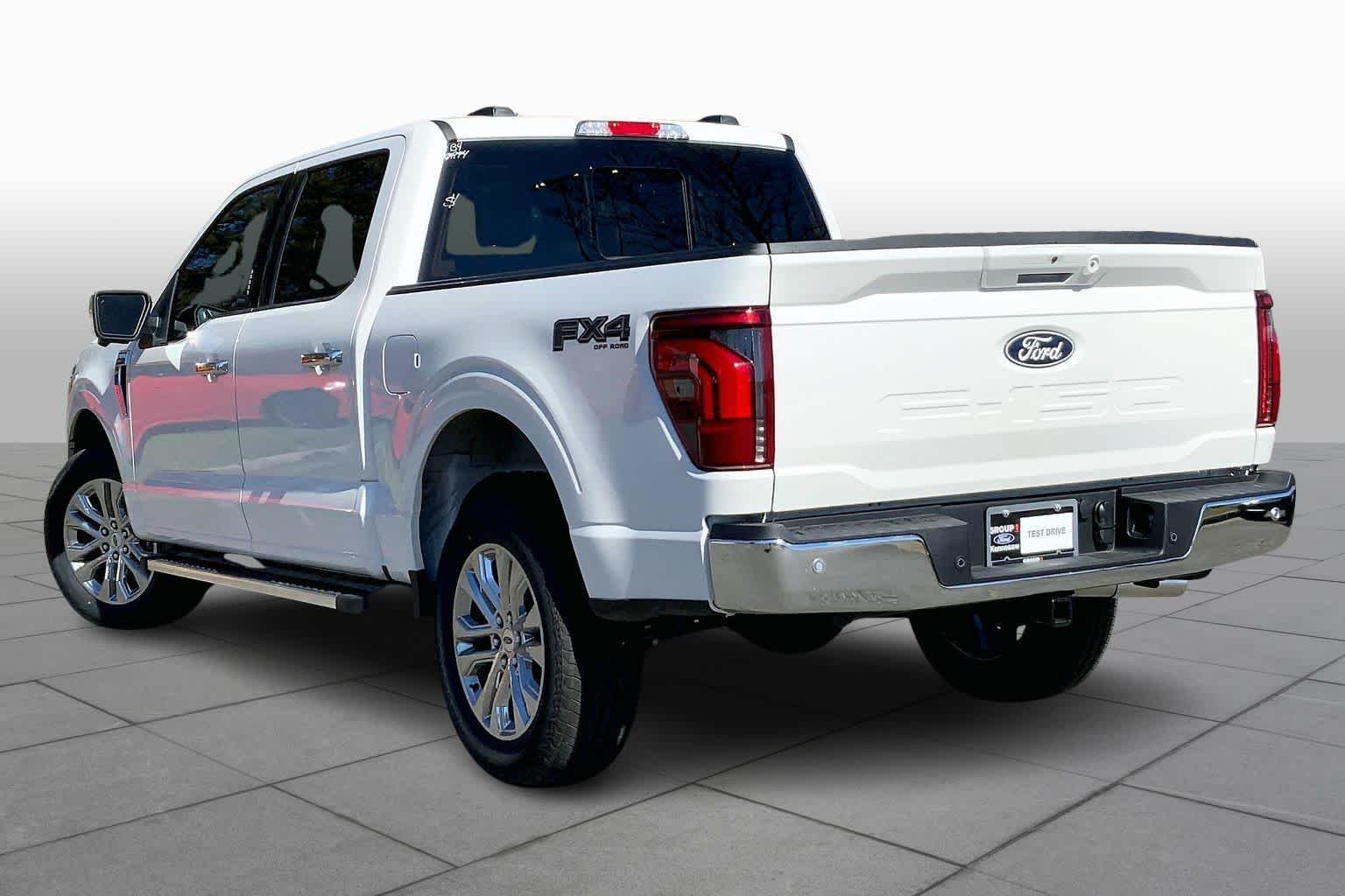 New 2026 Star White Metallic Tri-Coat Ford Lariat® image 11