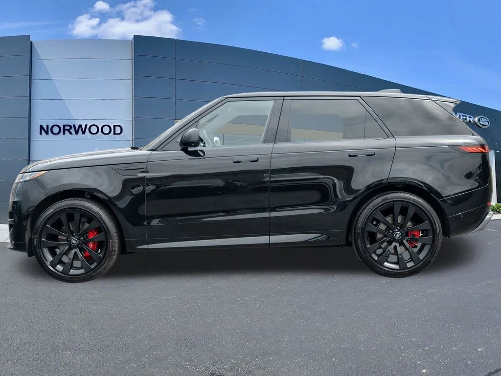 Certified Used 2025 Black Land Rover Dynamic SE image 7