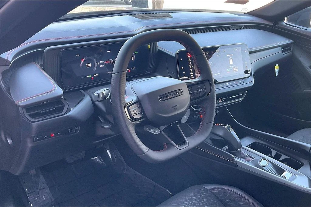 2025 Dodge Charger Daytona R/T - Photo 13