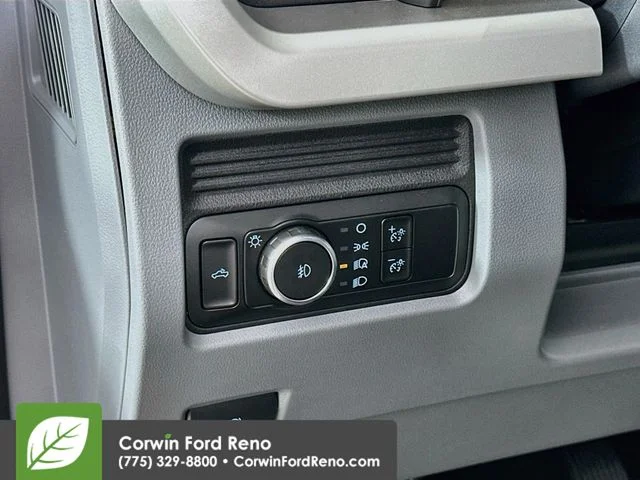 New 2026 Oxford White Ford XLT image 11
