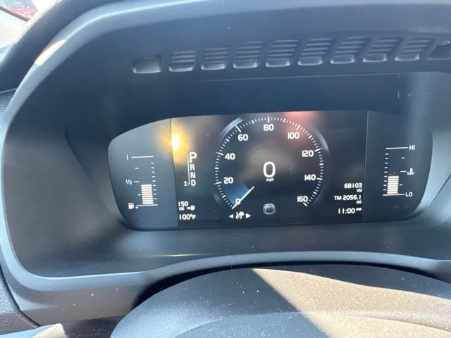 Used 2019 Black Volvo T5 Momentum image 20