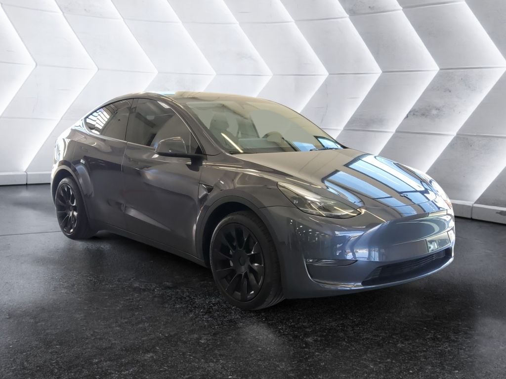 Used 2023 Black Tesla Long Range image 1