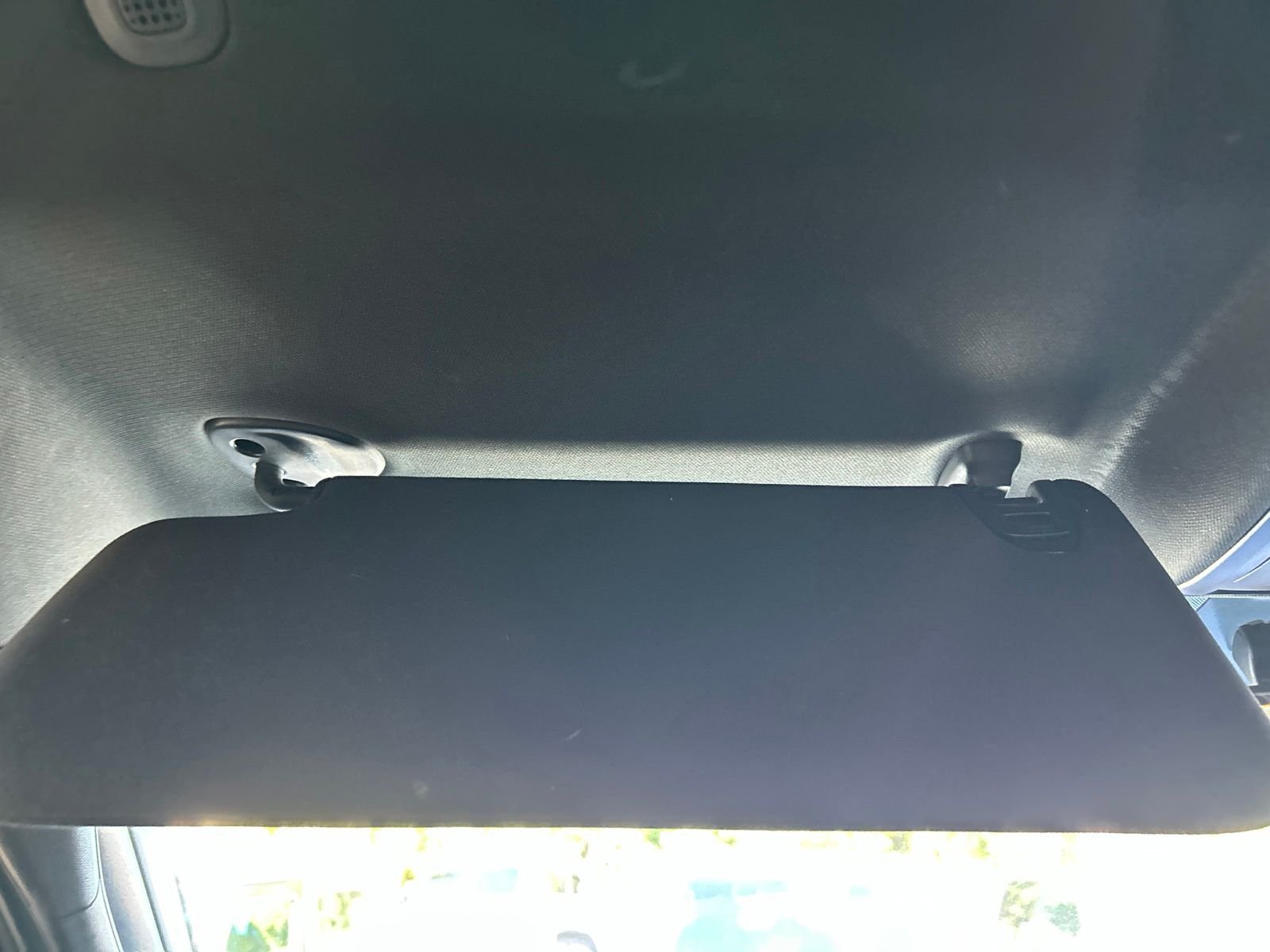 Used 2022 White Ram Big Horn image 35
