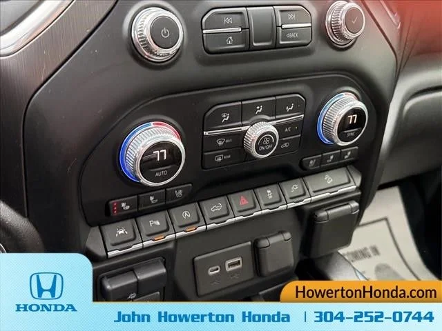 Used 2020 Gray GMC AT4 image 25