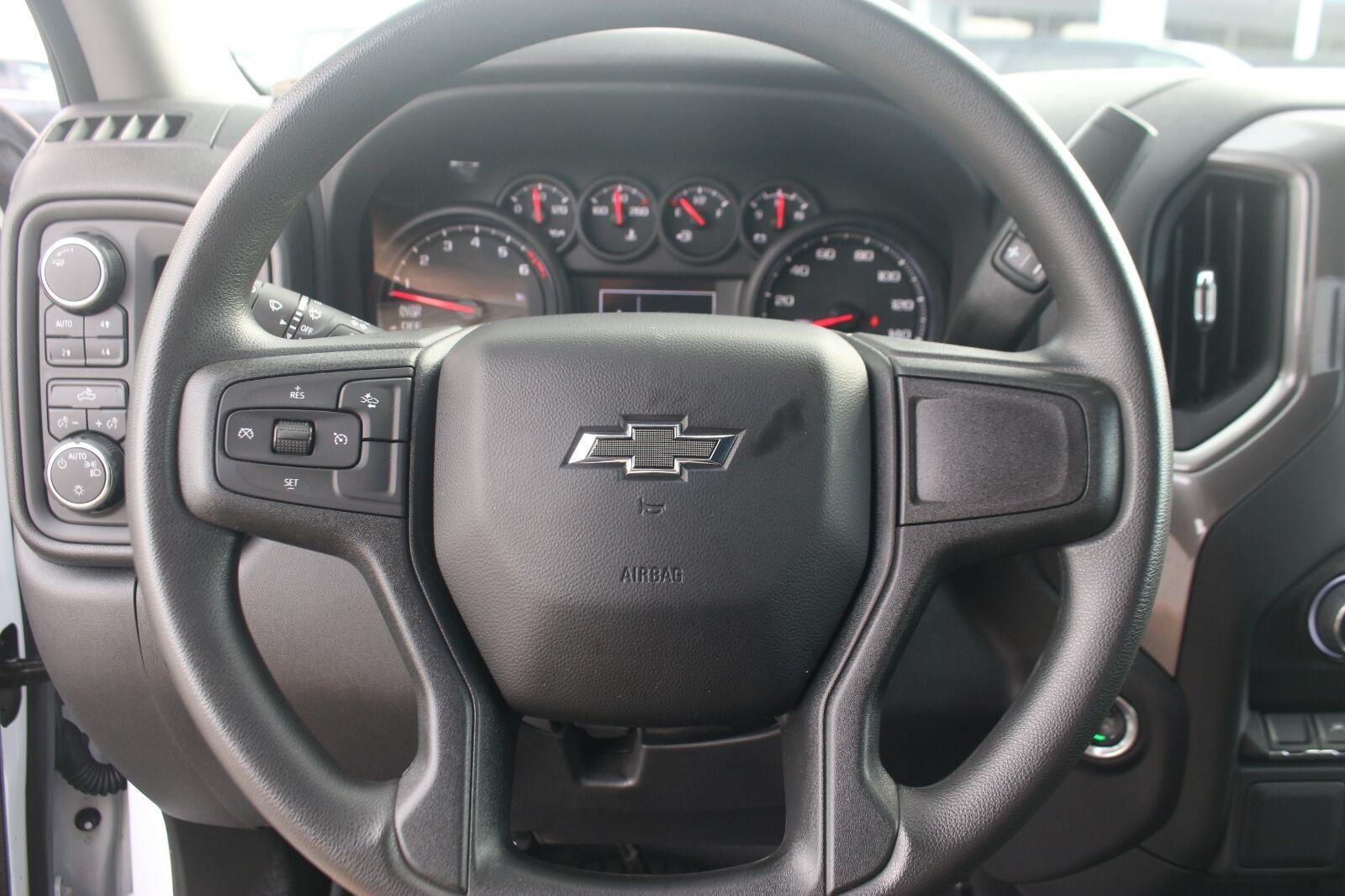 Used 2024 Summit White Chevrolet Custom Trail Boss image 20