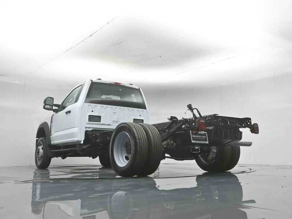 New 2026 White Ford XL image 39