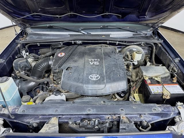 Used 2013 Blue Toyota PreRunner image 26