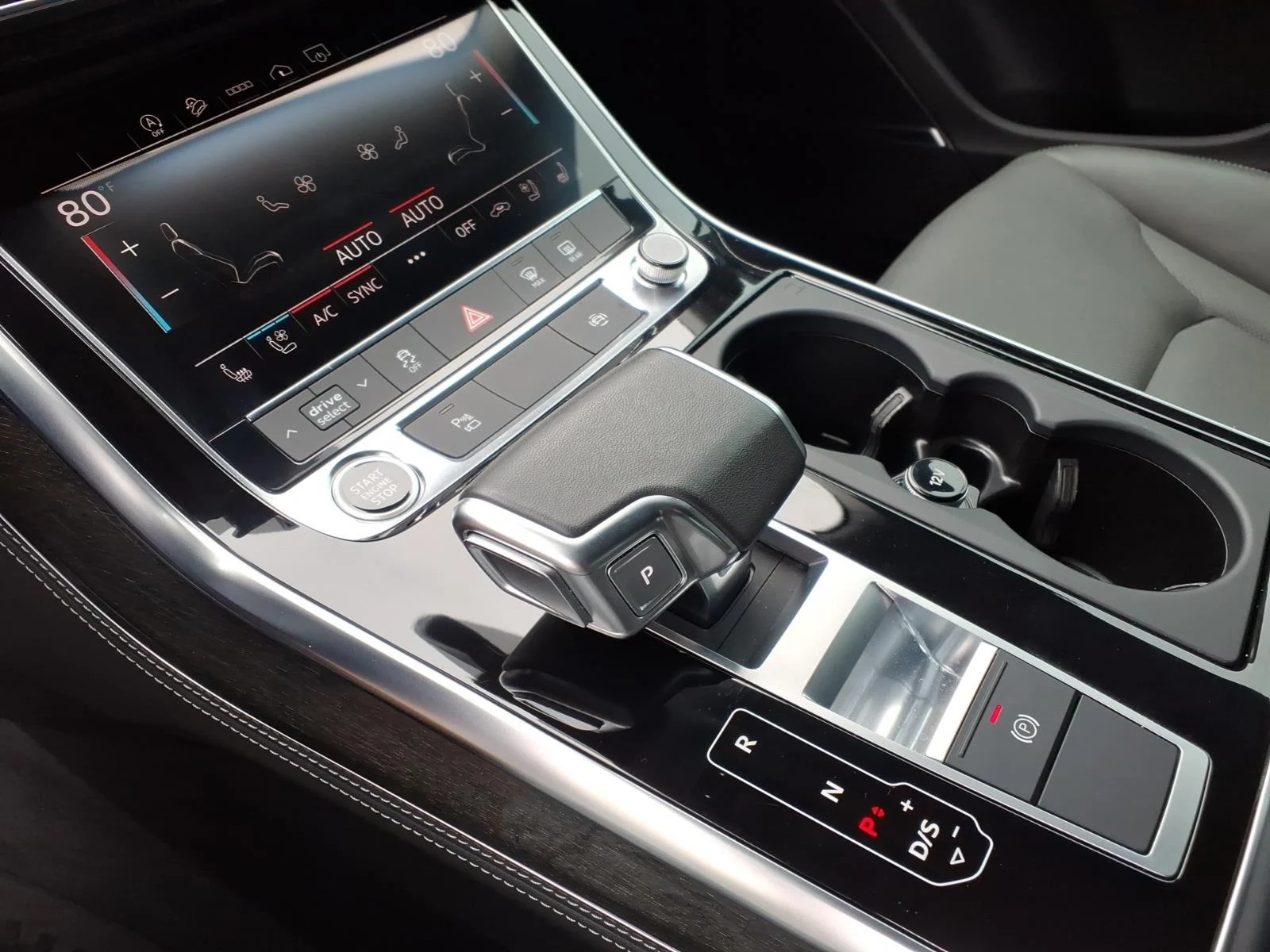 Used 2024 Blue Audi  image 19