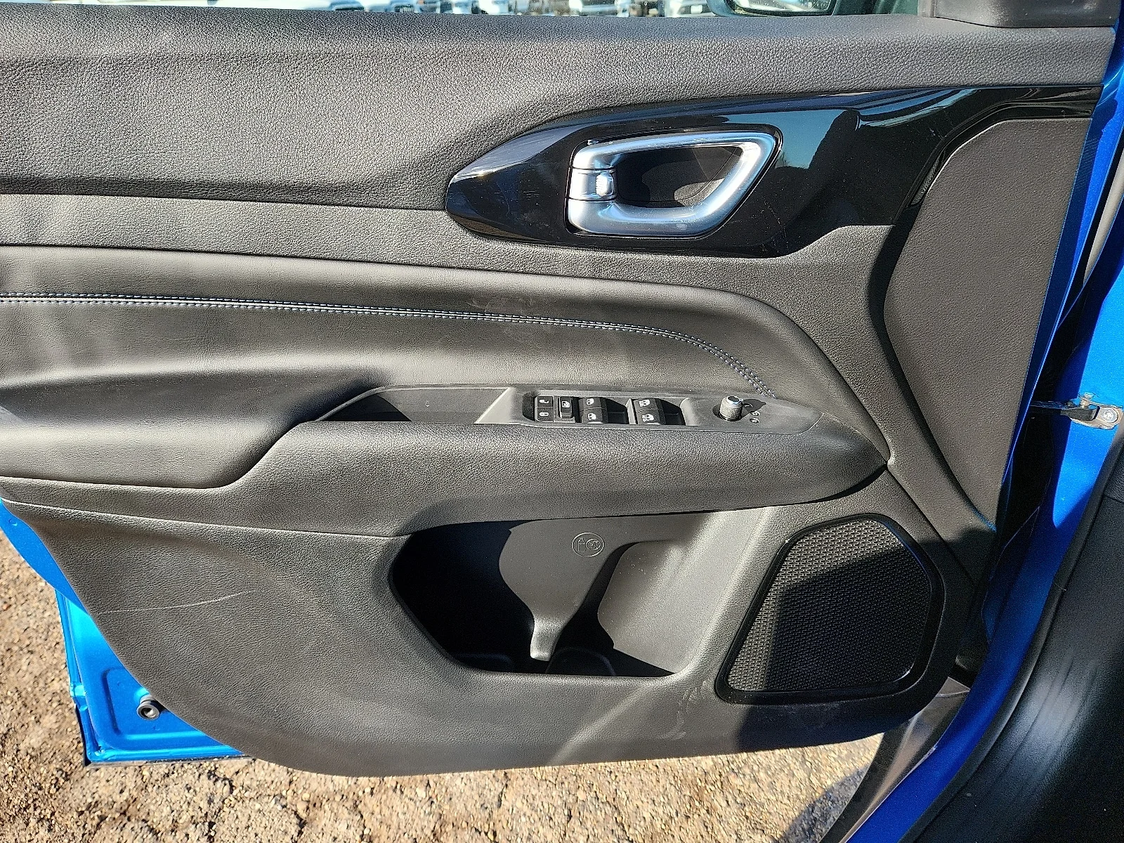 New 2026 Blue Jeep LATITUDE ALTITUDE 4X4 image 14