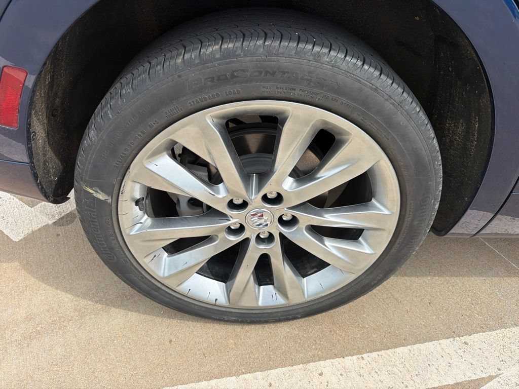Used 2023 Sapphire Metallic Buick Avenir image 6