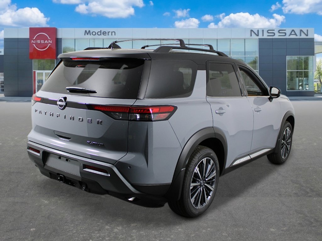 New 2026 Boulder Gray Pearl / Super Black Two-tone Nissan Platinum image 5
