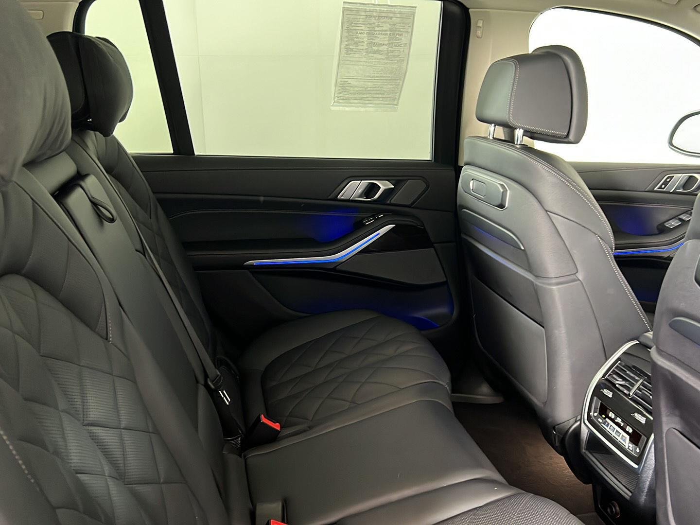 Used 2024 Skyscraper Grey Metallic BMW xDrive40i image 17