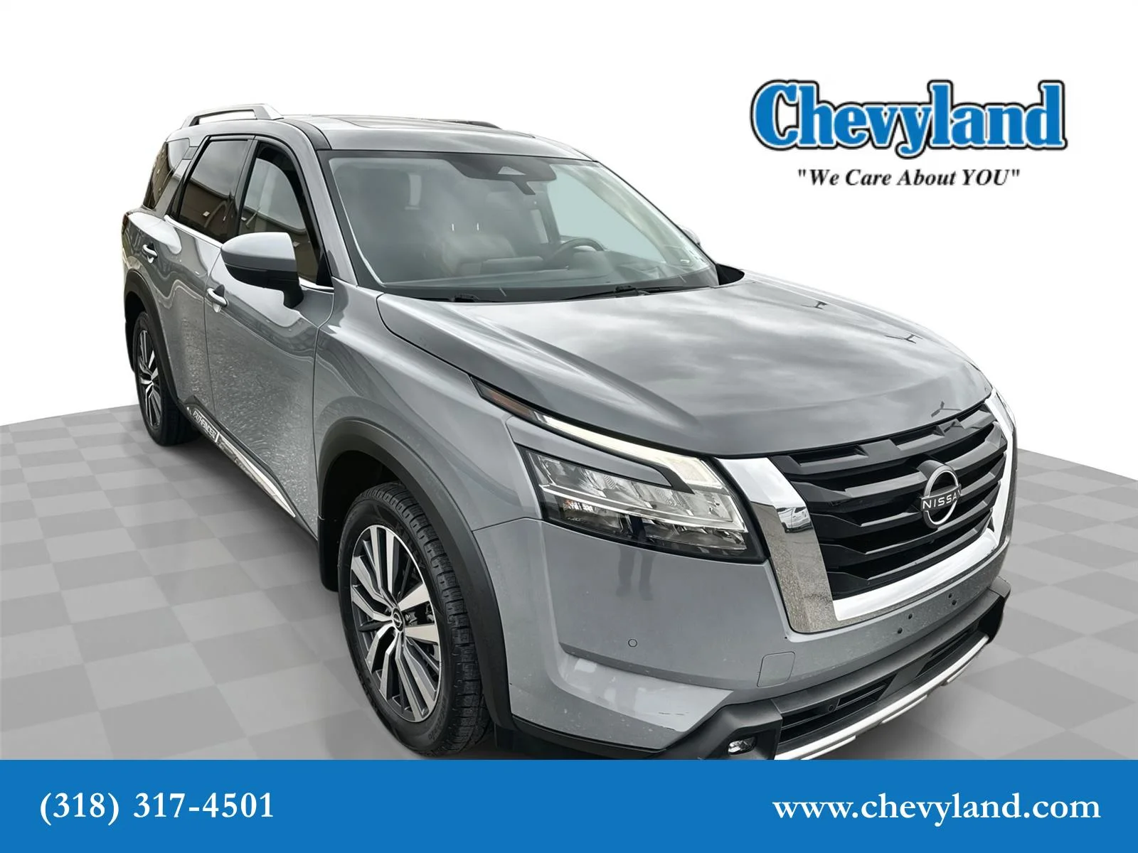 2022 Nissan Pathfinder Platinum 4WD's photo