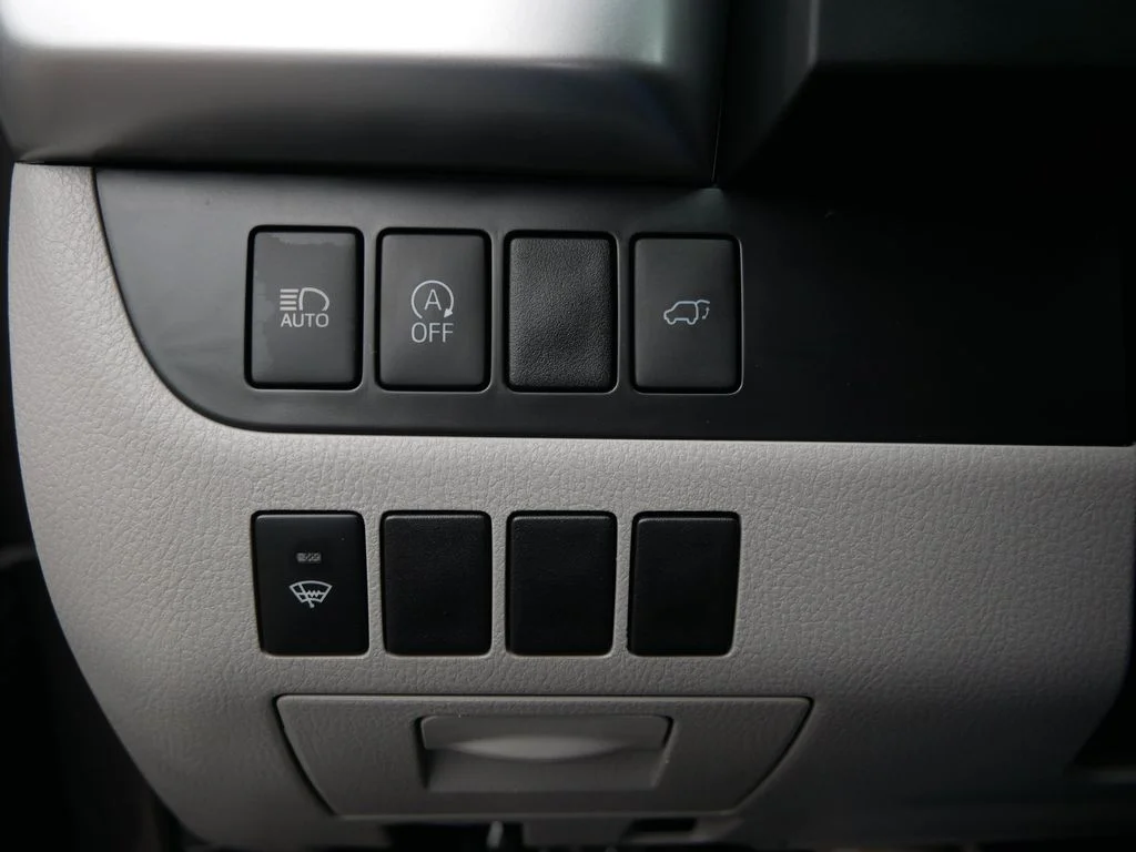 Certified Used 2019 Gray Toyota XLE image 26