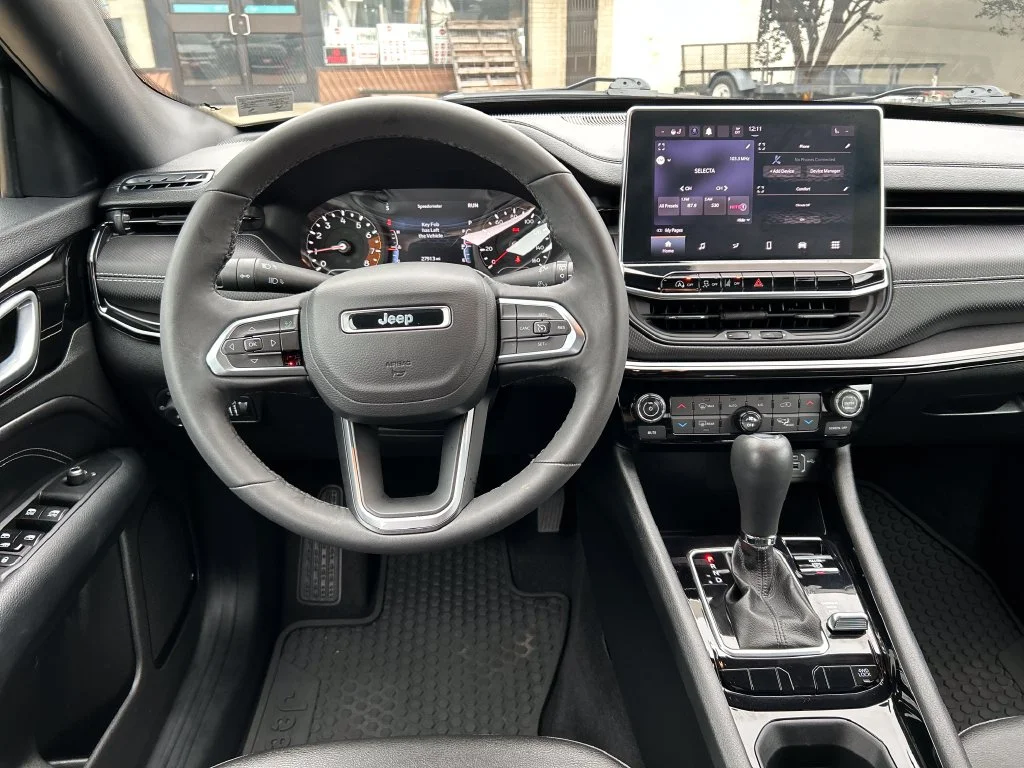 Used 2024 Black Jeep Latitude image 14