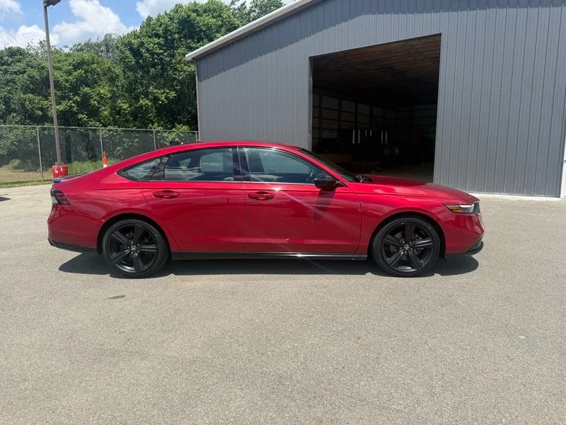 Used 2024  Honda Sport-L image 5