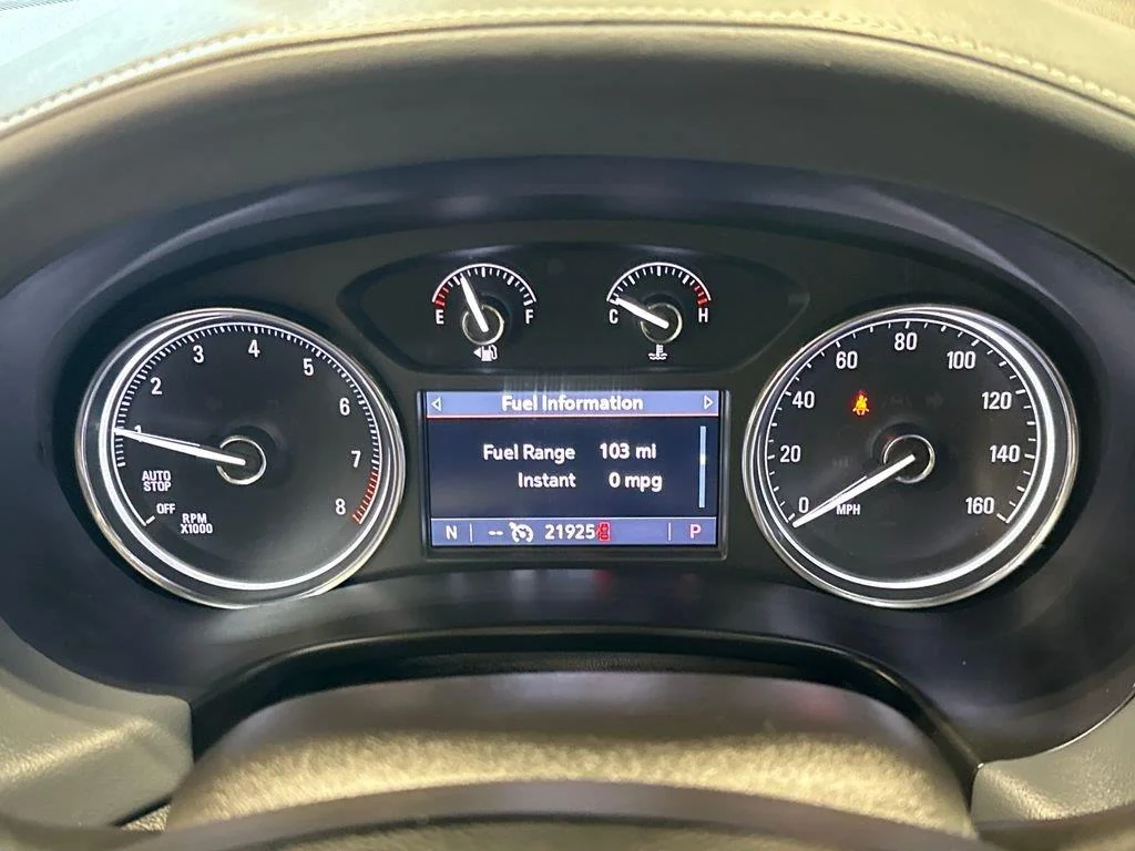 2023 Buick Enclave Essence - Photo 17
