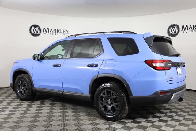 Used 2025 Blue Honda TrailSport image 43