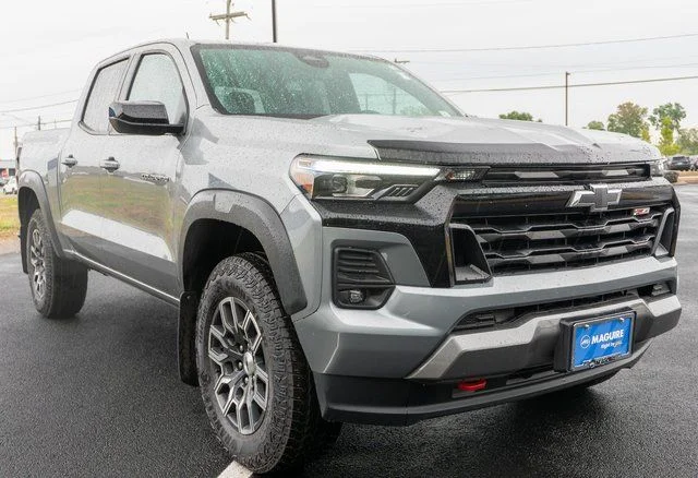 Used 2023 Gray Chevrolet Z71 image 4
