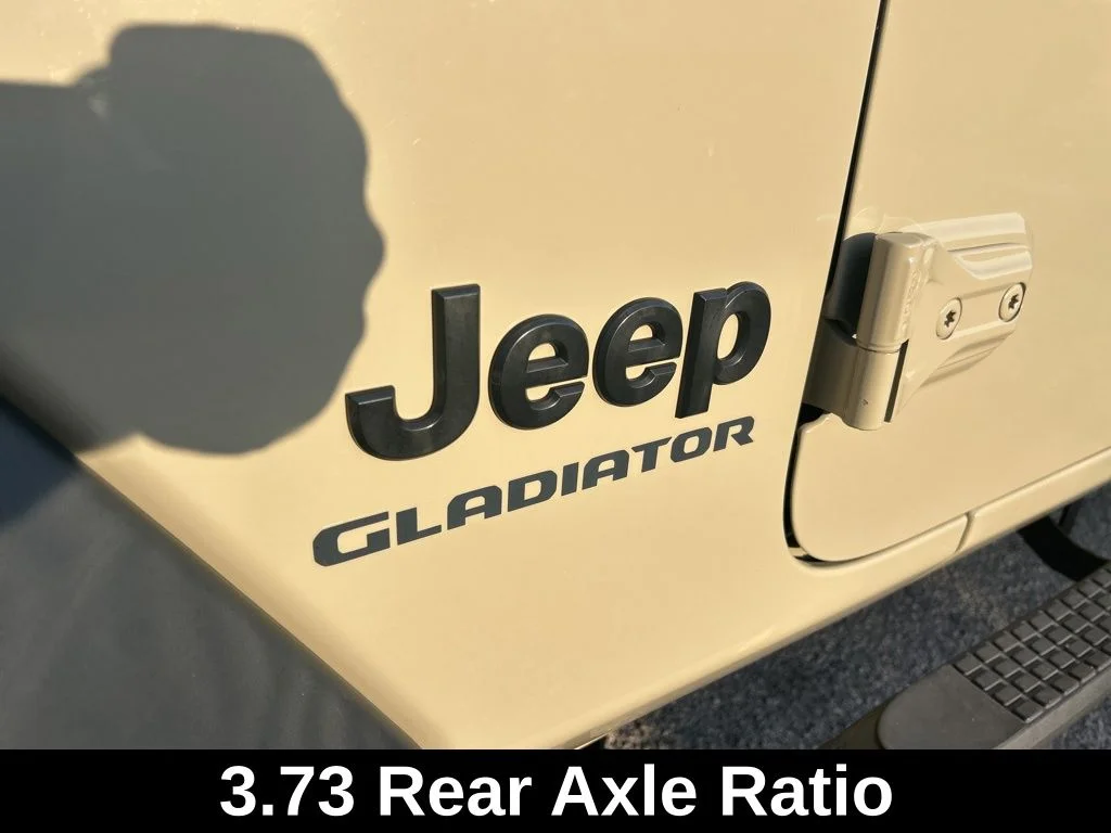 Used 2020 Beige Jeep Sport image 19