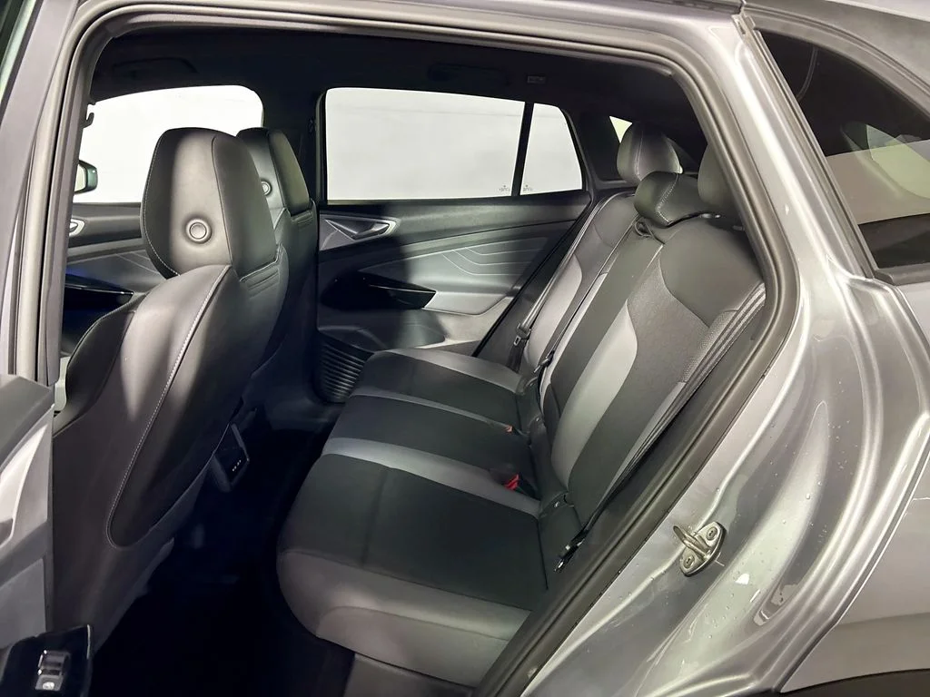 Certified Used 2023 Silver Volkswagen Pro S image 22