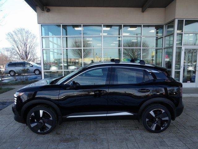 New 2026 Super Black Nissan SR image 4