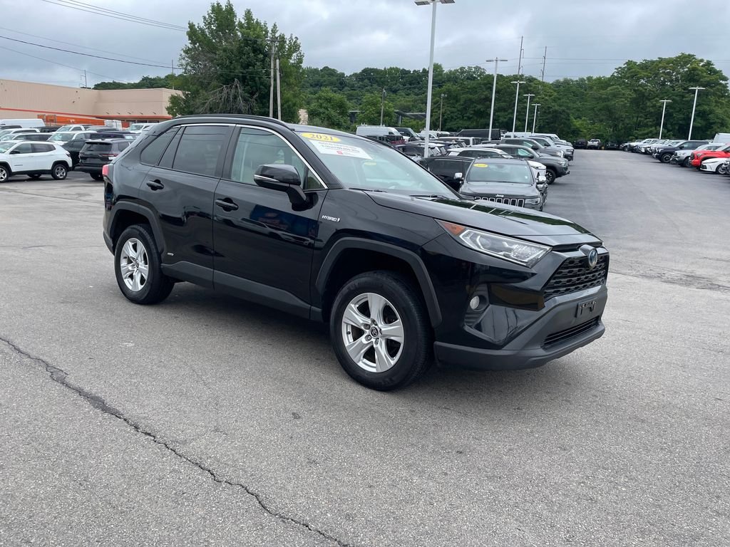 Used 2021 Black Toyota XLE image 6
