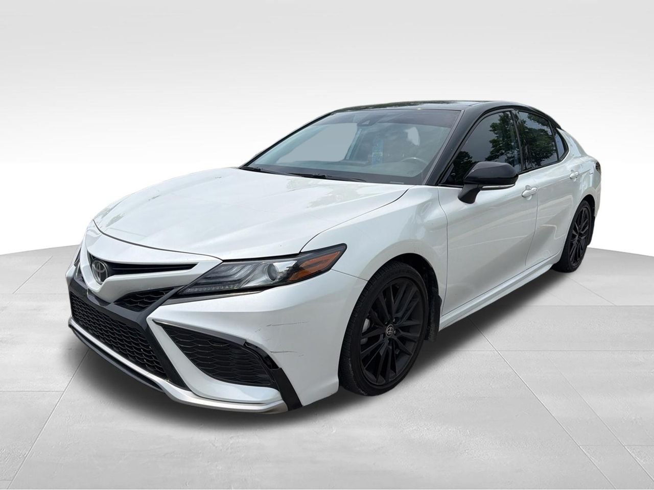 2023 Toyota Camry XSE's photo