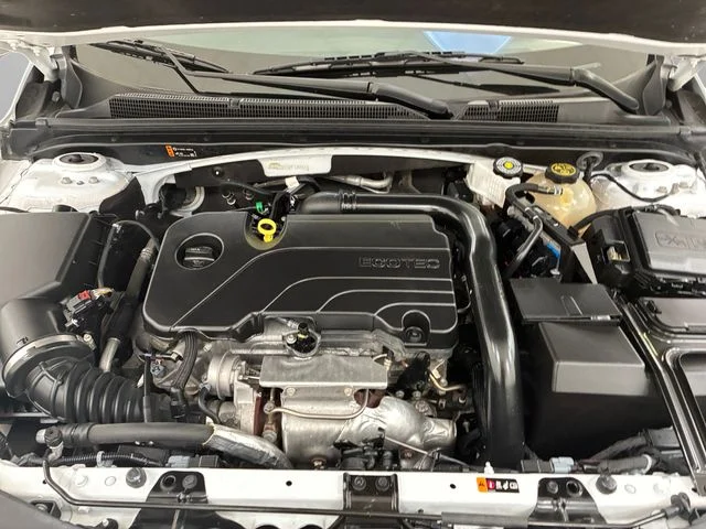 Used 2023 White Chevrolet LS image 11