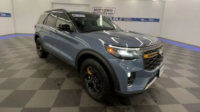 New 2027 Vapor Blue Metallic Ford Tremor® image 2