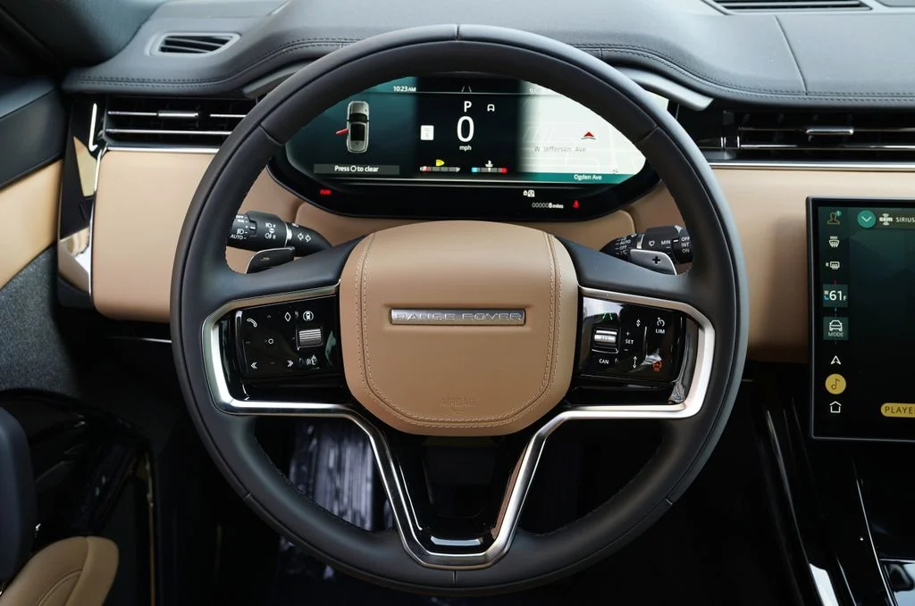 Used 2026 White Land Rover SE image 17