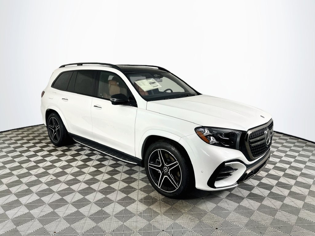 New 2027 MANUFAKTUR Moonlight White Metallic Mercedes-Benz GLS 450 image 1