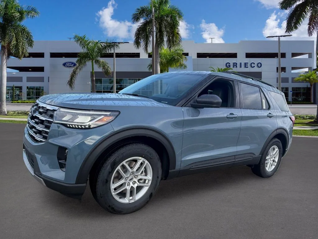 New 2027 Vapor Blue Metallic Ford Active image 3