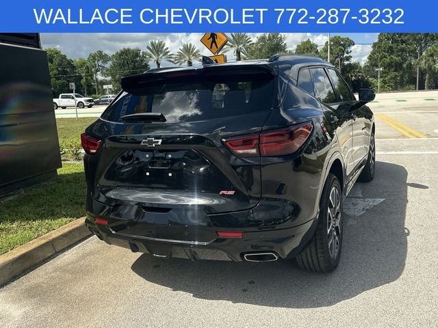 Used 2025 Black Chevrolet RS image 6