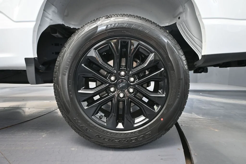 Used 2023 White Ford XLT image 13