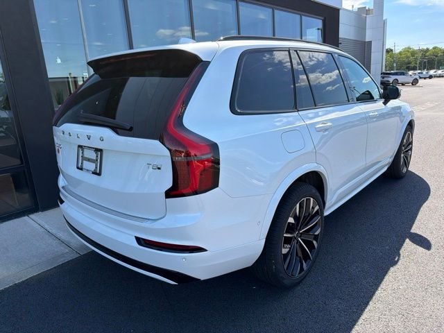 New 2026 White Volvo T8 Ultra image 3