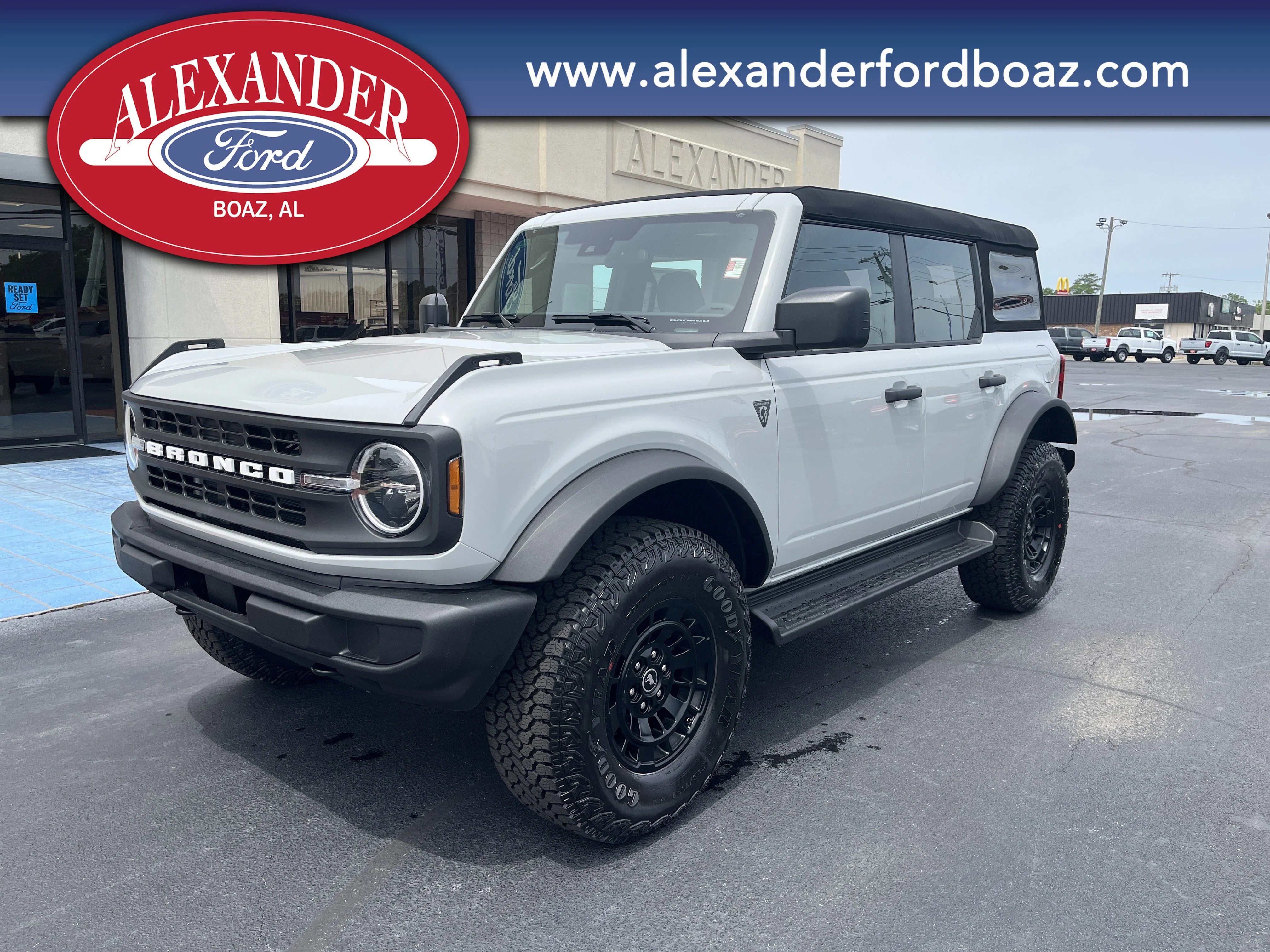 New 2026 Avalanche Gray Ford Base image 1