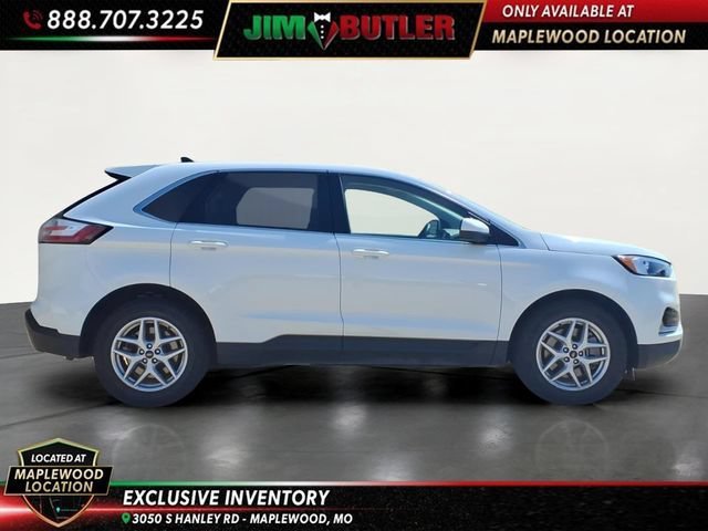 Used 2024  Ford SEL image 5
