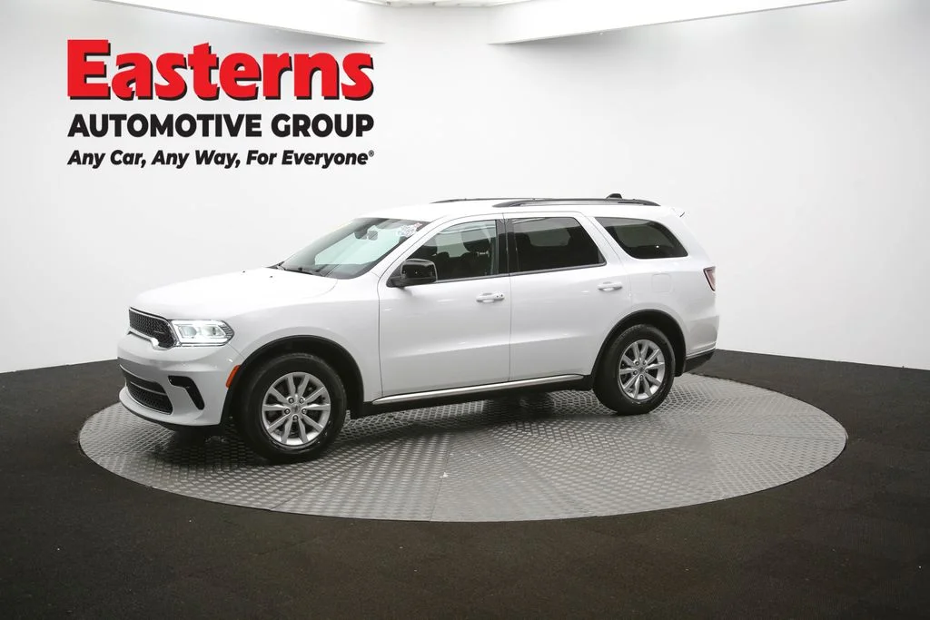 Used 2024 White Dodge SXT image 55
