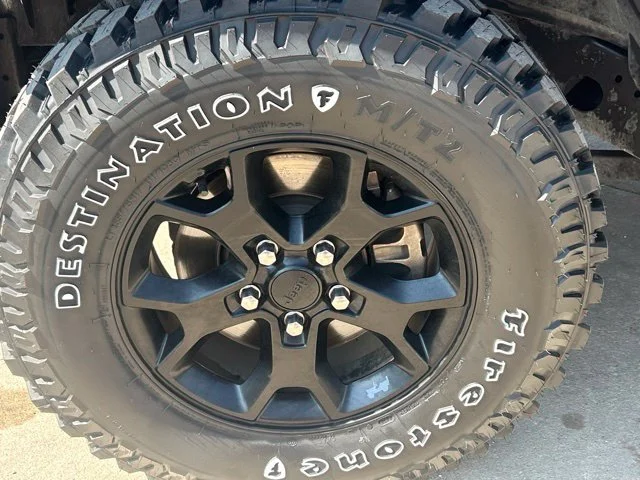 Used 2021 Red Jeep Unlimited Willys image 13