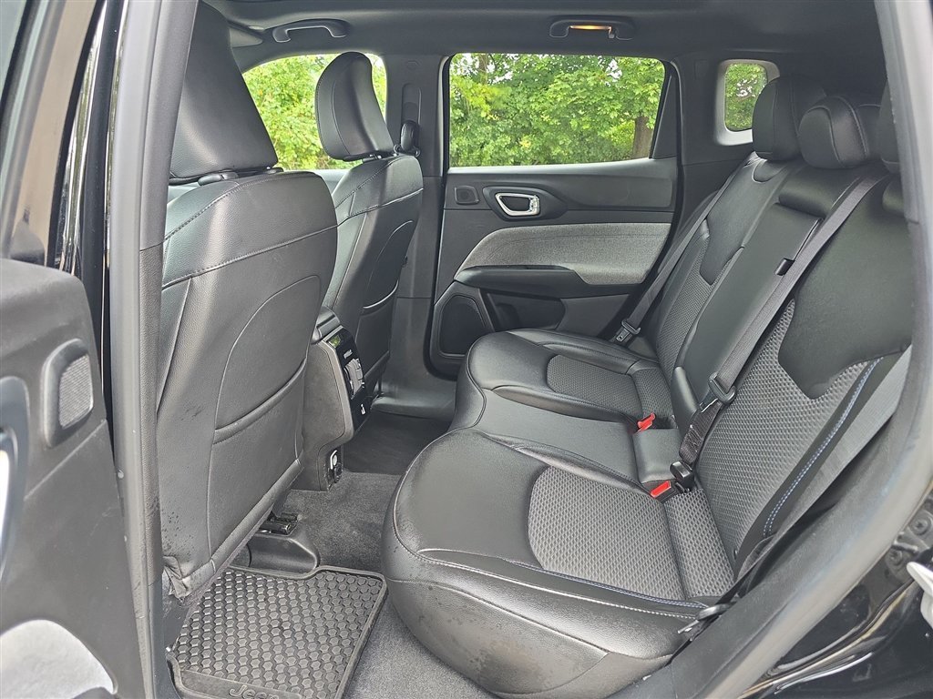 Certified Used 2025 Black Jeep Latitude image 19